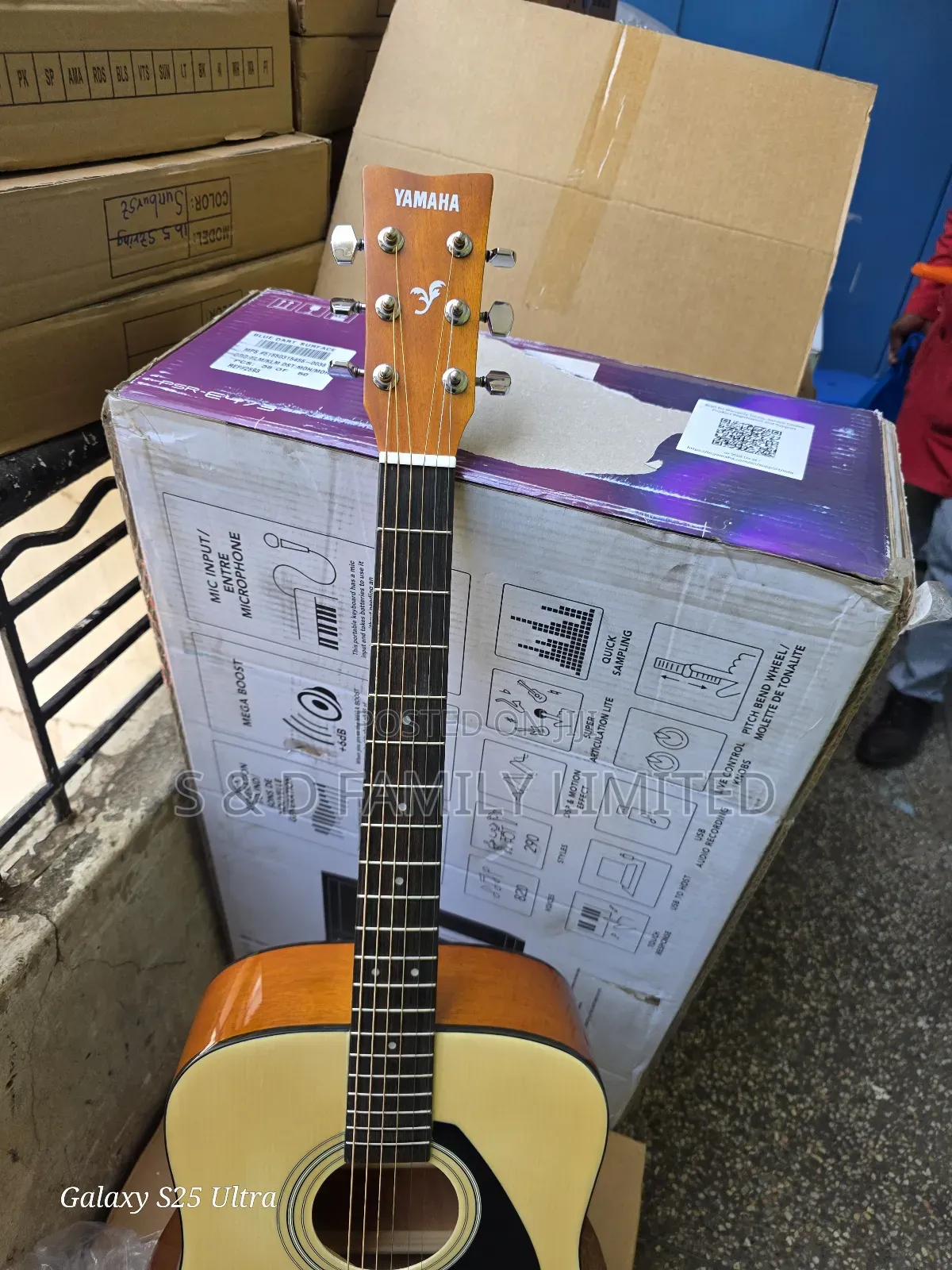 Yamaha F310 Acoustic Guitar