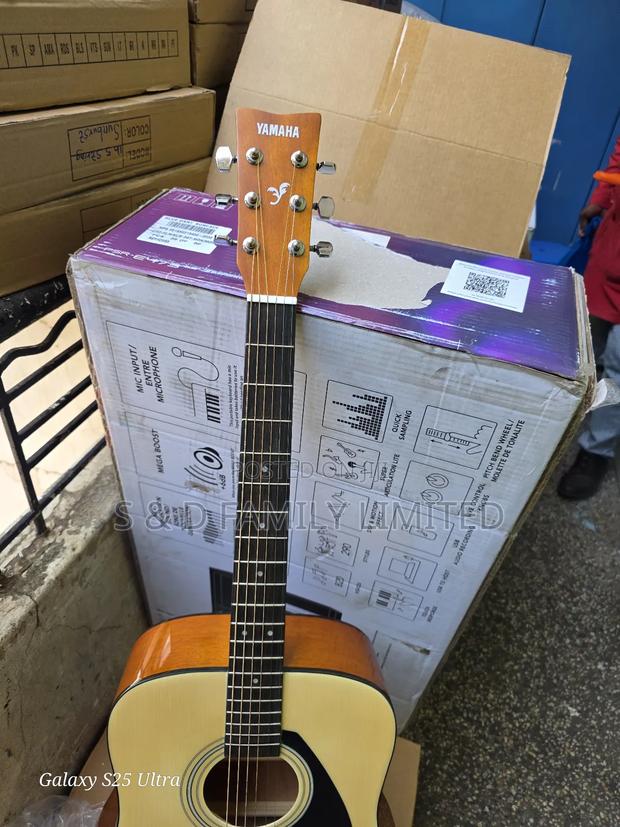 Yamaha F310 Acoustic Guitar - thumbnail 2