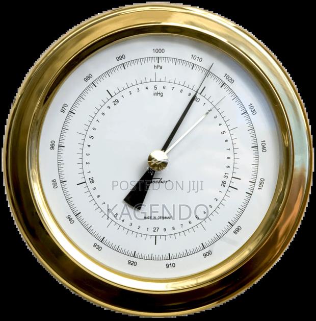 Aneroid Barometer - main view