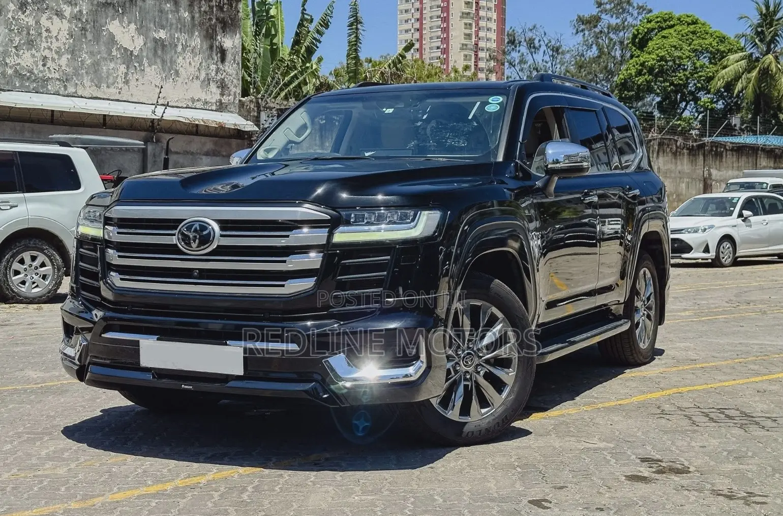 Toyota Land Cruiser LC300 2023 Black