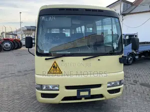 Nissan Civilian 2018 Yellow