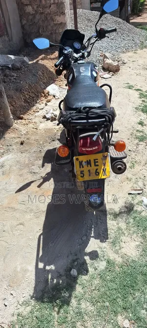 TVS HLX Plus ES 2018 Black