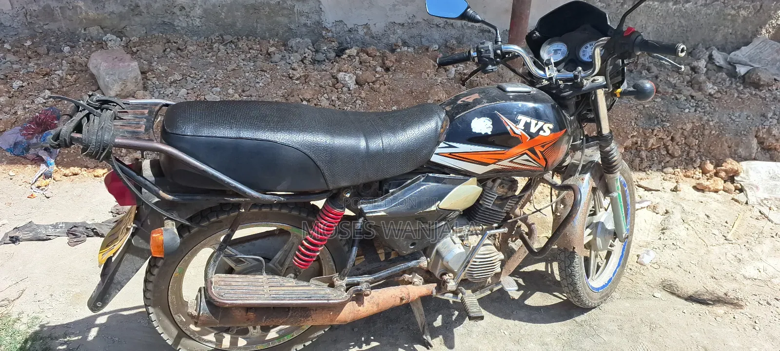 TVS HLX Plus ES 2018 Black