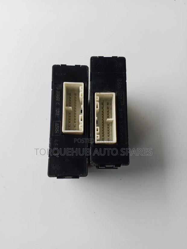 Toyota Rush 2014 Smart Key Control Unit - thumbnail 2