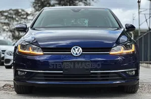 Volkswagen Golf 2018 Blue