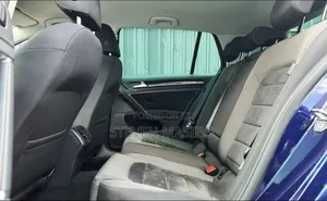 Volkswagen Golf 2018 Blue