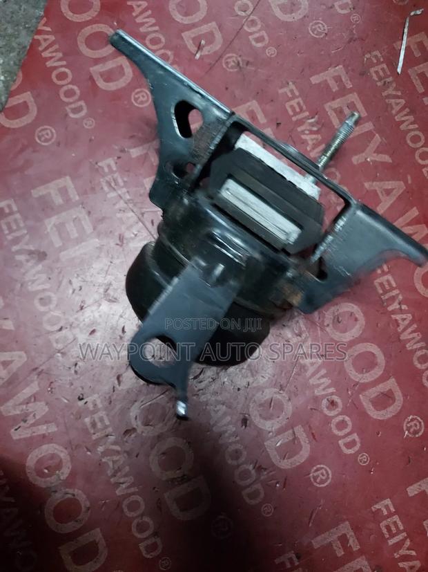 Engine Mount Toyota Vitz/Belta - thumbnail 3