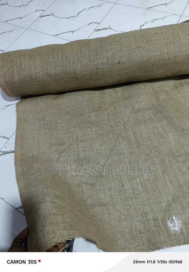 Burlap/ Hessian Cloth Small Holes (11oz)