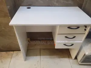 Office Desk 1.0 Meter