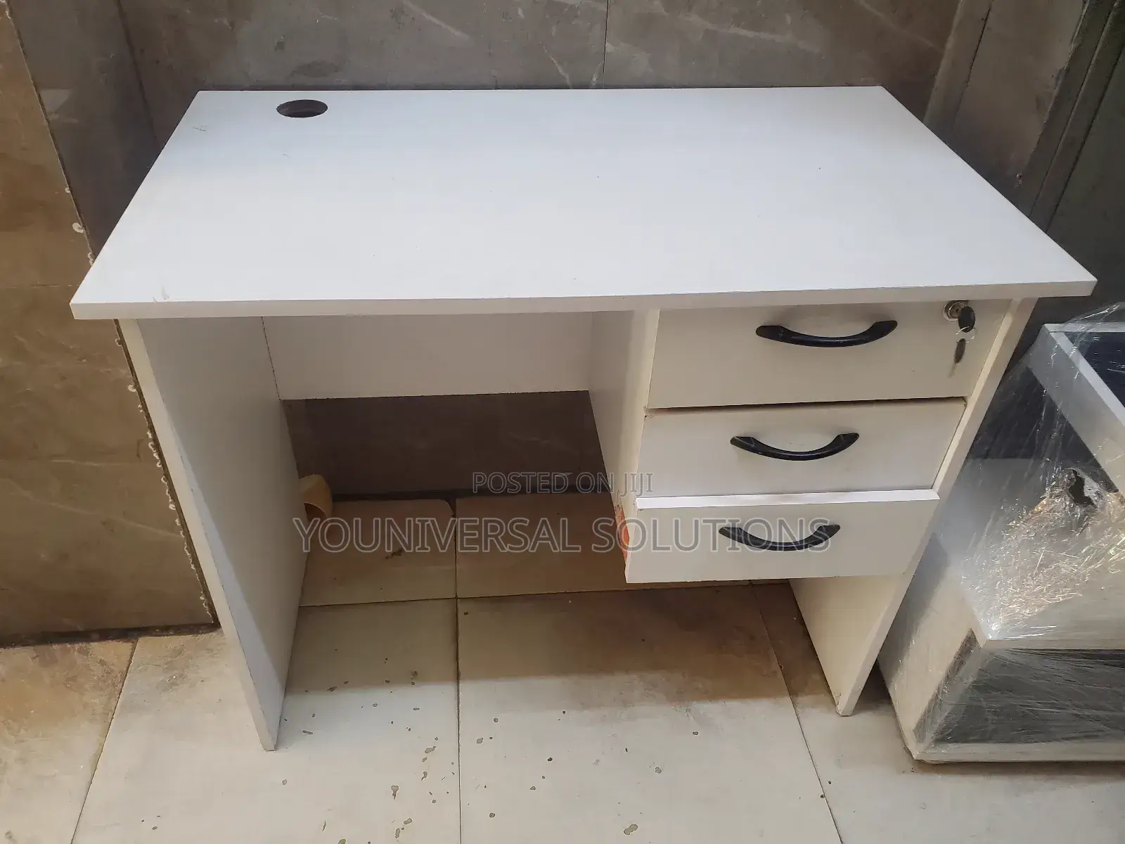 Office Desk 1.0 Meter