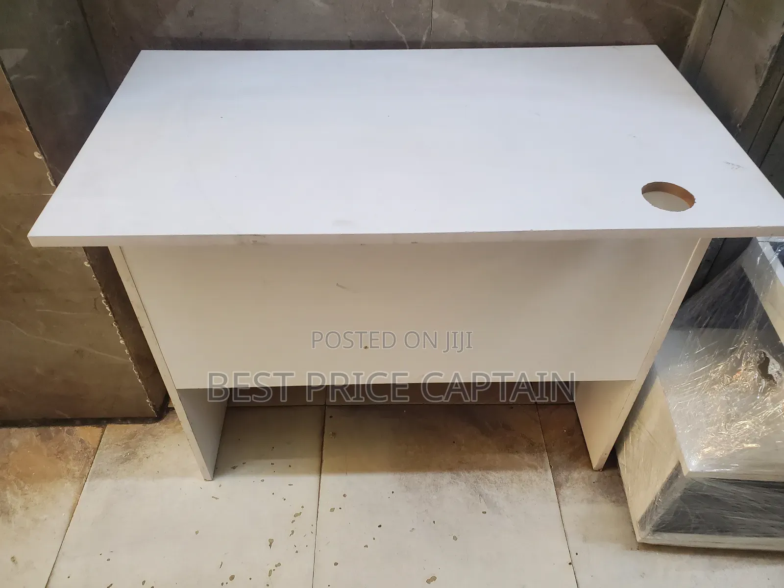 Office Desk 1.0 Meter