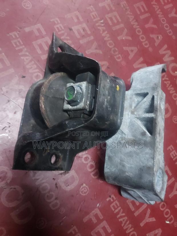 Engine Mount Nissan Tiida - main view