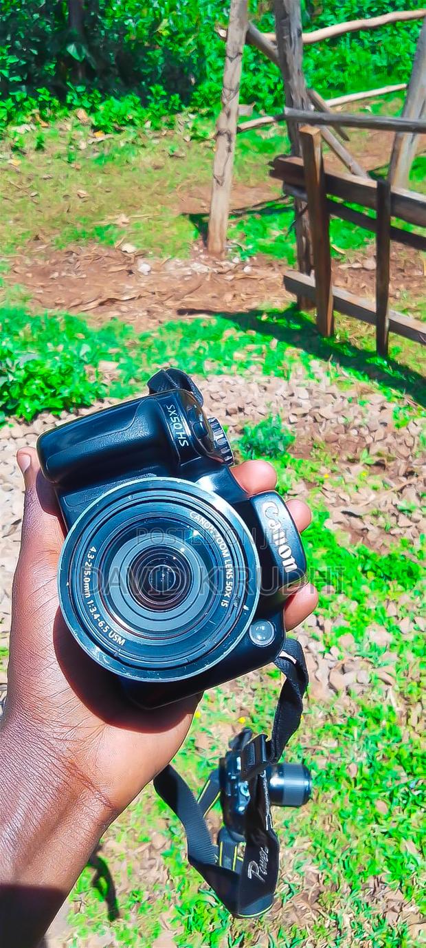 Canon Camera - thumbnail 3