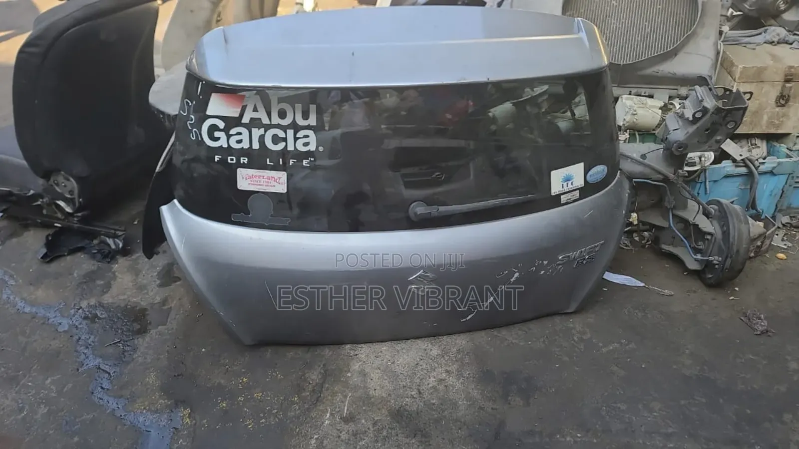 Suzuki Swift 2013 Boot