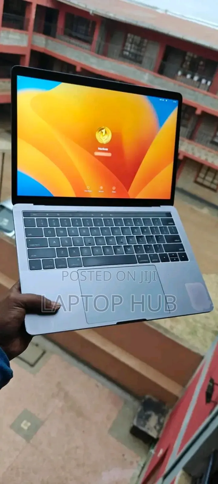 Laptop Apple MacBook Pro 8GB Intel Core I5 SSD 256GB