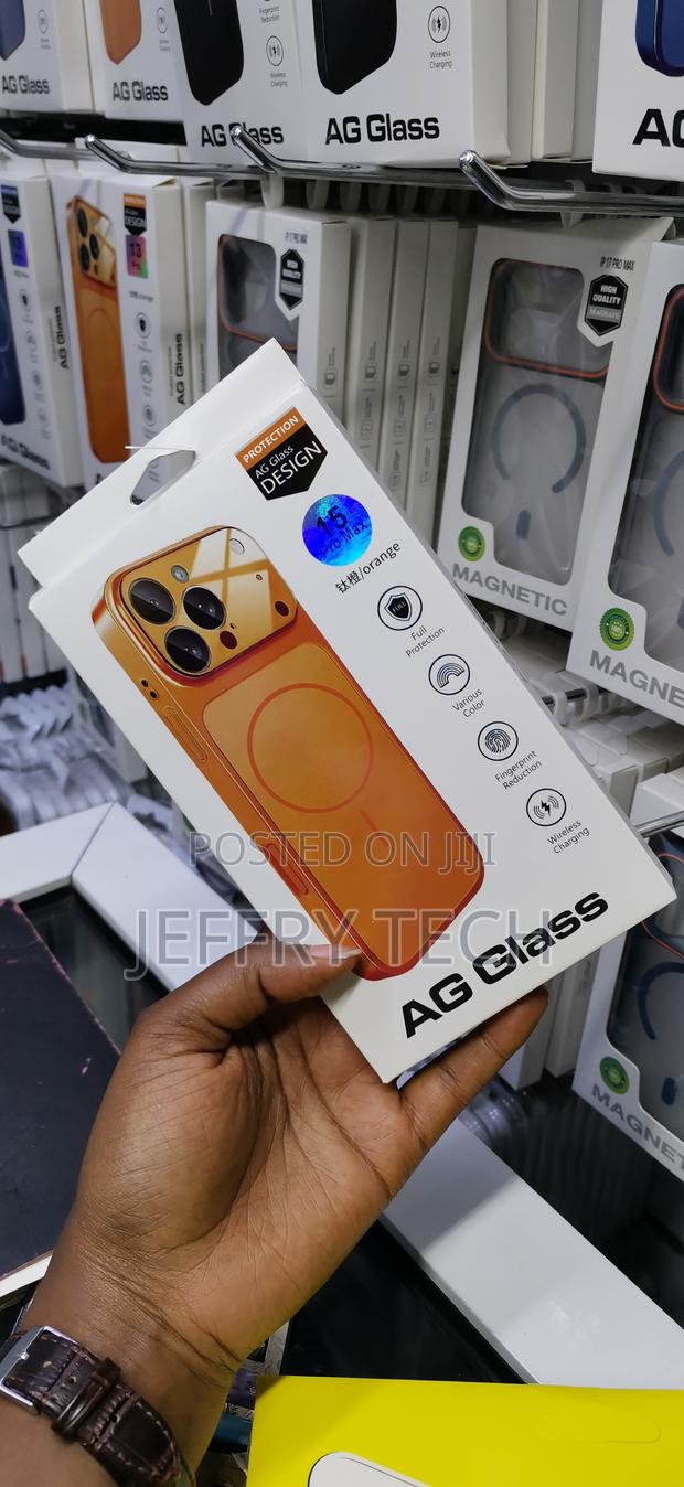 Aeetz Converter Case for iPhone 15 Pro Max to iPhone 17 Pro Max - thumbnail 3