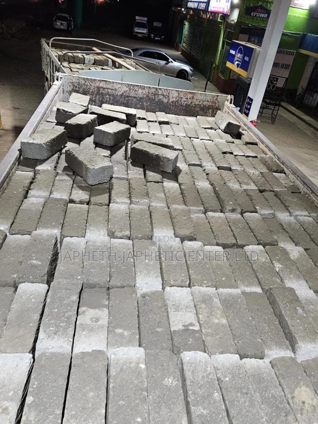 Machine Cut Stones (Ndarugo)