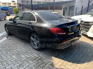 Mercedes-Benz E200 2018 Black