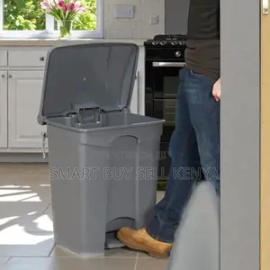 30l Capacity Hands-Free Plastic Step Pedal Bin for Clinics Hospitals