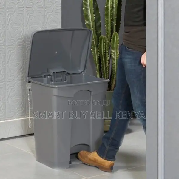 Heavy Duty 30l Hands-Free Step Pedal Waste Garbage Bin New