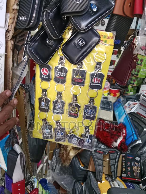 Audi Customized Car Logo Key Chain - thumbnail 2