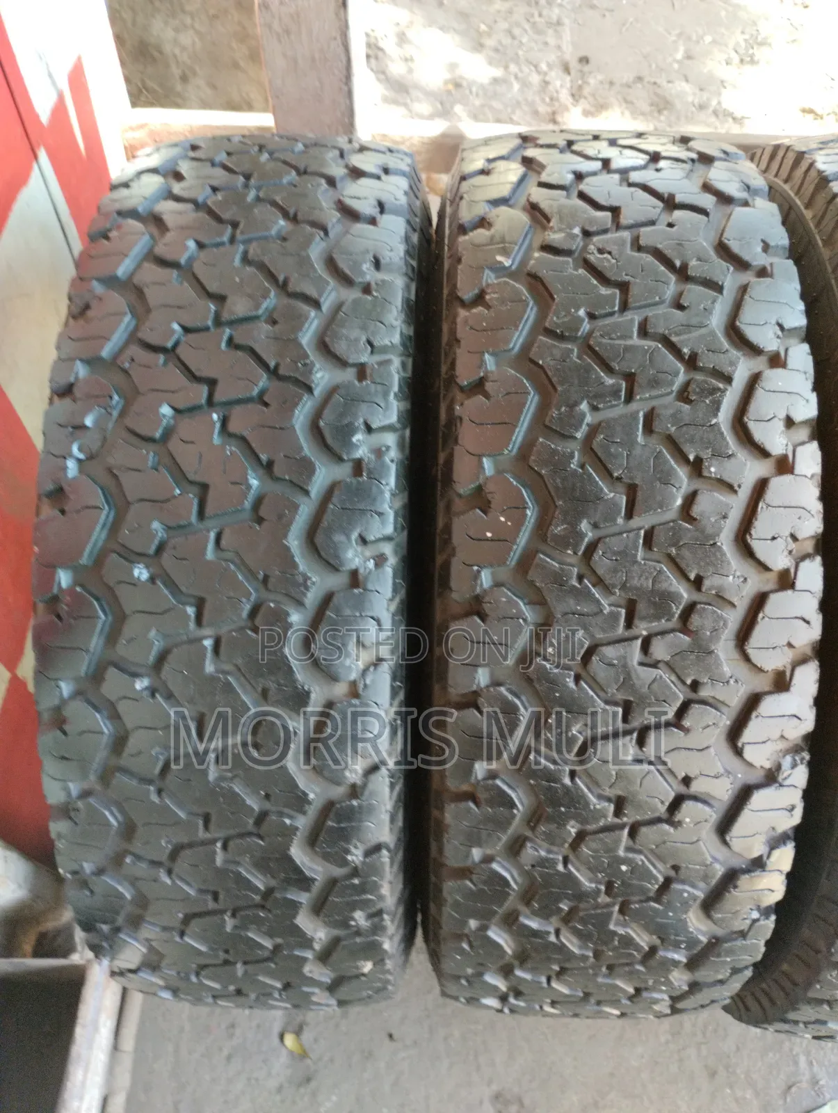 235/70r16 Maxxis