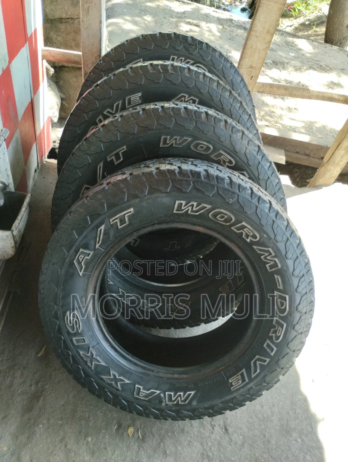 235/70r16 Maxxis