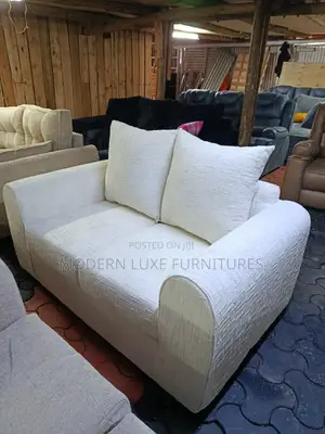 Classic 2 Seater Sofa/ 2 Seater Sofa