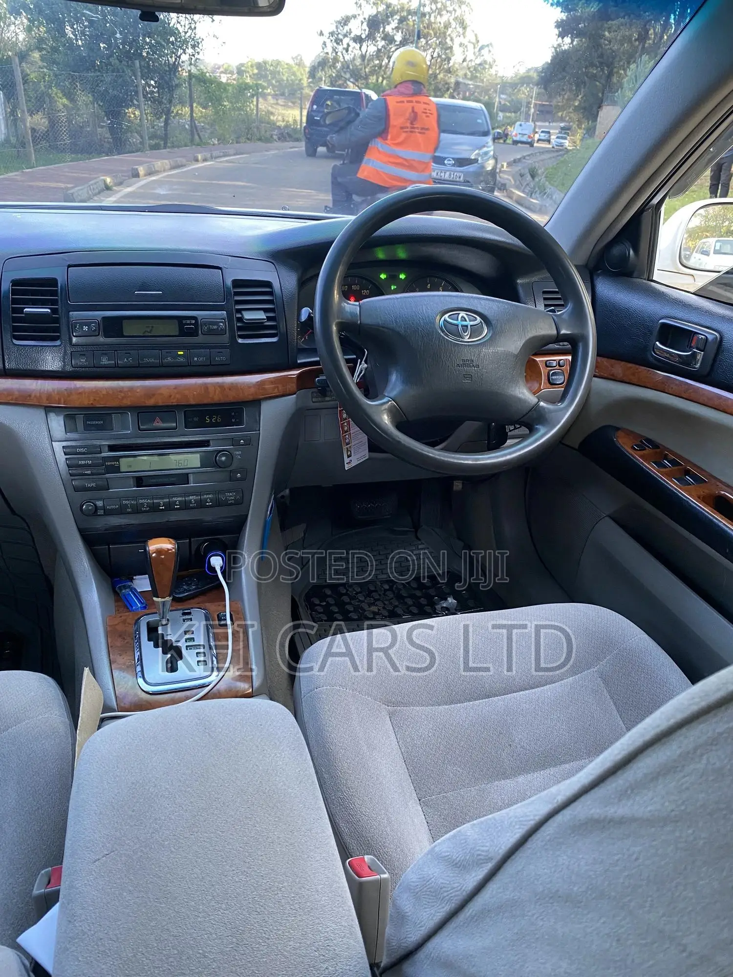 Toyota Mark II 2000 White