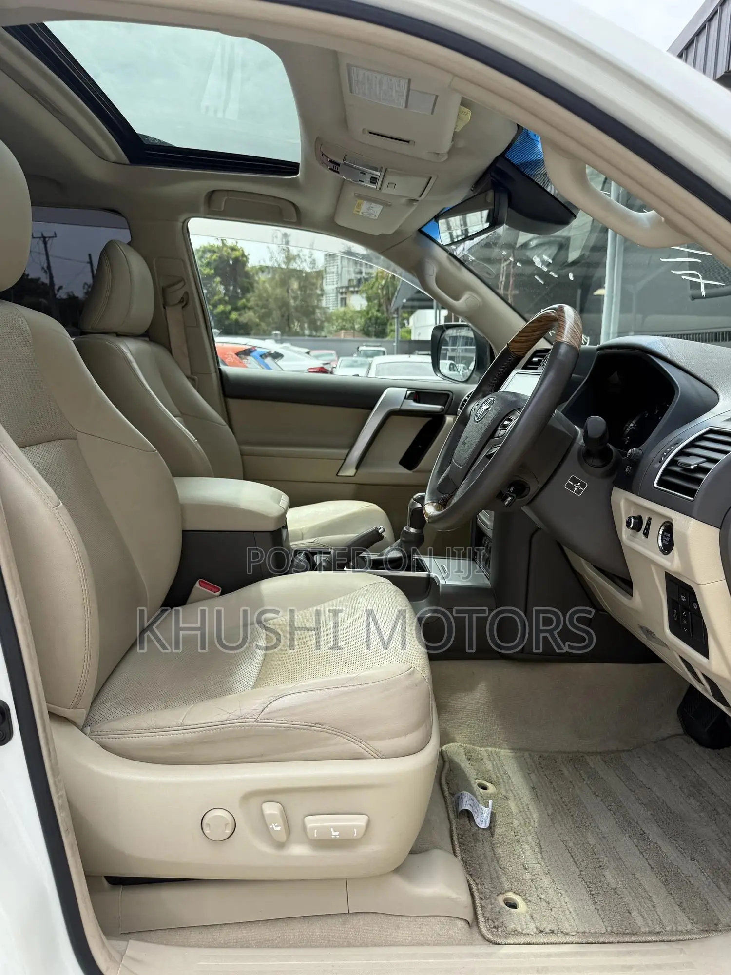 Toyota Land Cruiser Prado 2018 Pearl