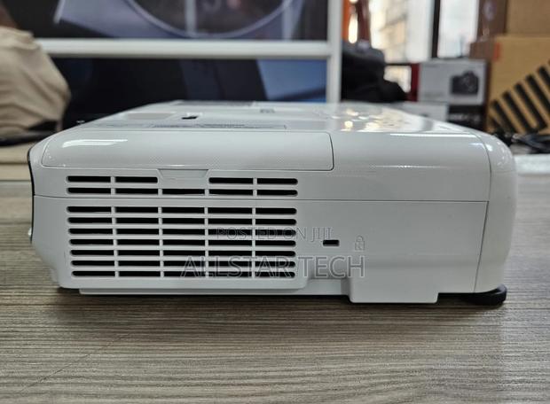 Epson Eb X51 Xga 3lcd Projector - thumbnail 5
