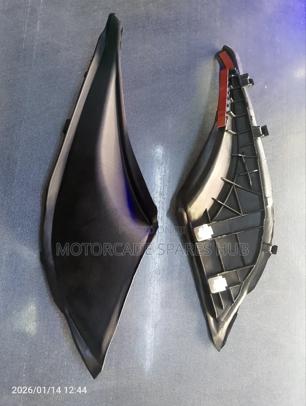 Toyota Fielder/Axio 2012-2018 Windscreen Finisher