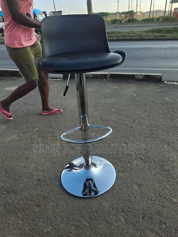 Swivel Bar Stool - thumbnail 2