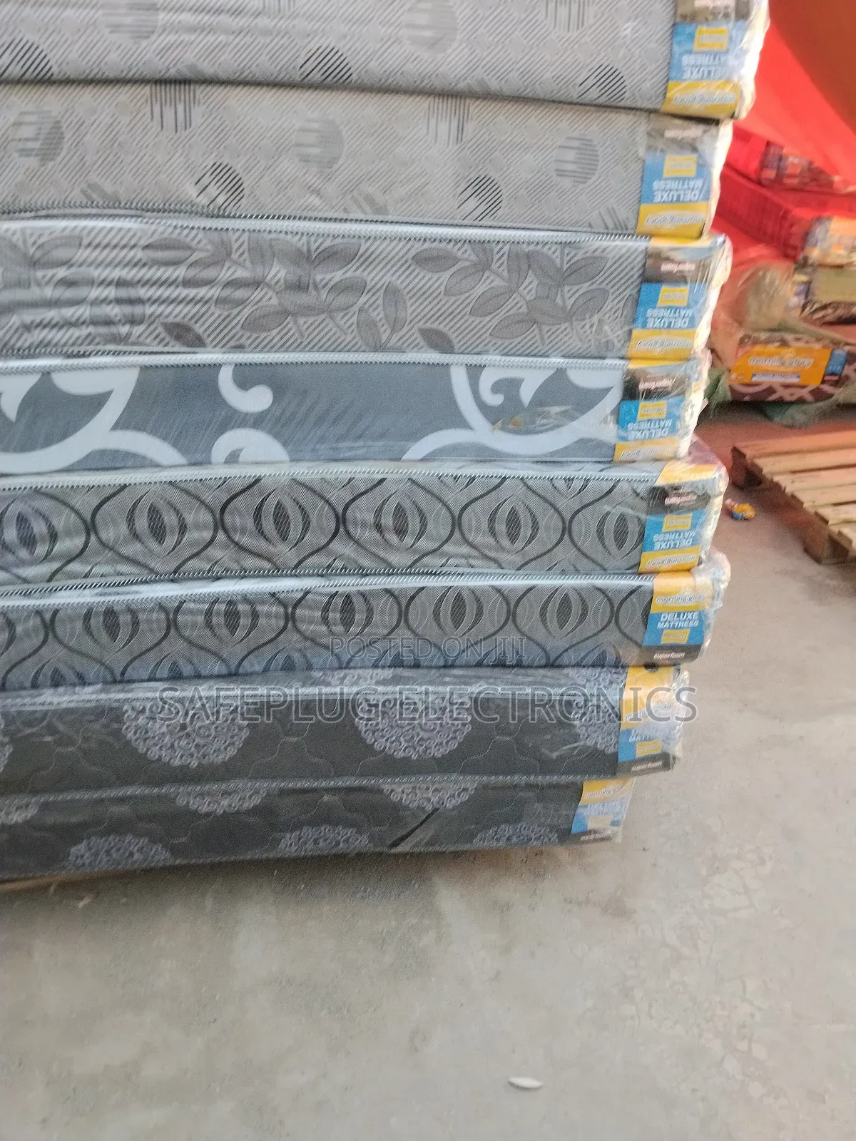 Quilted Mattress (3.5x6x6") -