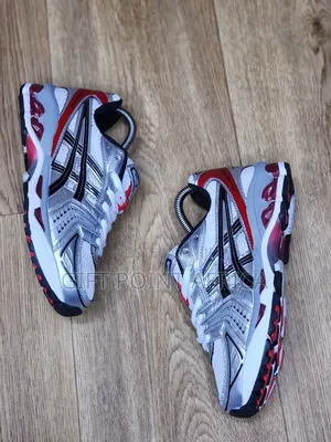 Asics Gel-kayano 14 Sneaker In The White/Classic Red
