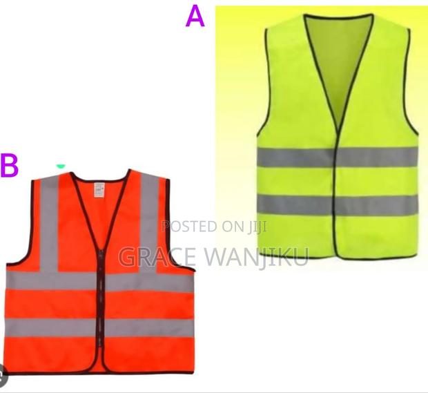 High Visibility Safety Vest With Reflective Strips - main view
