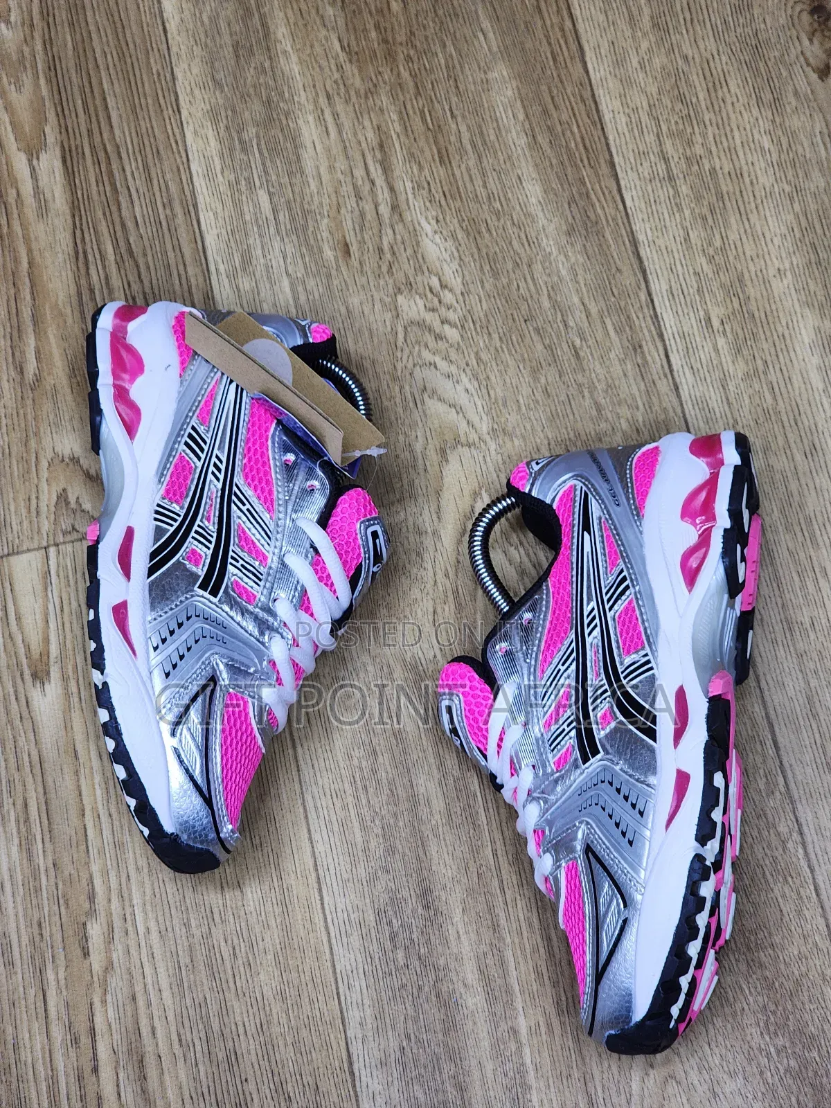 Asics Gel-kayano 14 "Pink Glow" Sneakers.