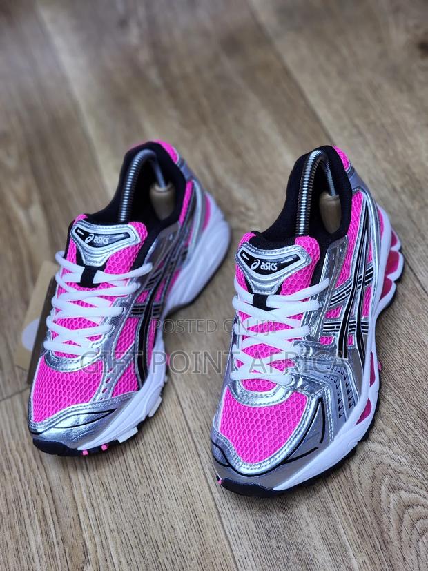 Asics Gel-kayano 14 "Pink Glow" Sneakers.