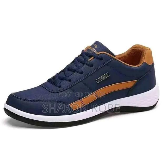 Unisex Comfortable Shoes - main view