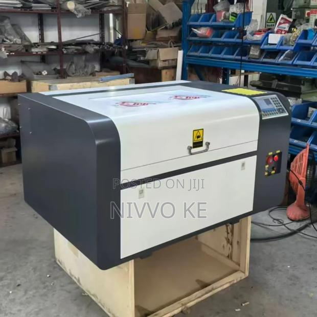 Compact 40×60cm Laser Engraving and Cutting Unit With 60w Output - thumbnail 3