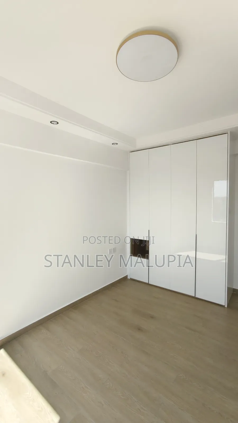 3bdrm Apartment in Rhapta Road Side for rent