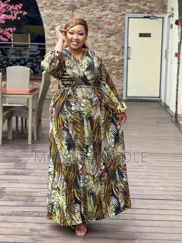 Classy Breastfeeding Friendly Maxi Dress - thumbnail 3