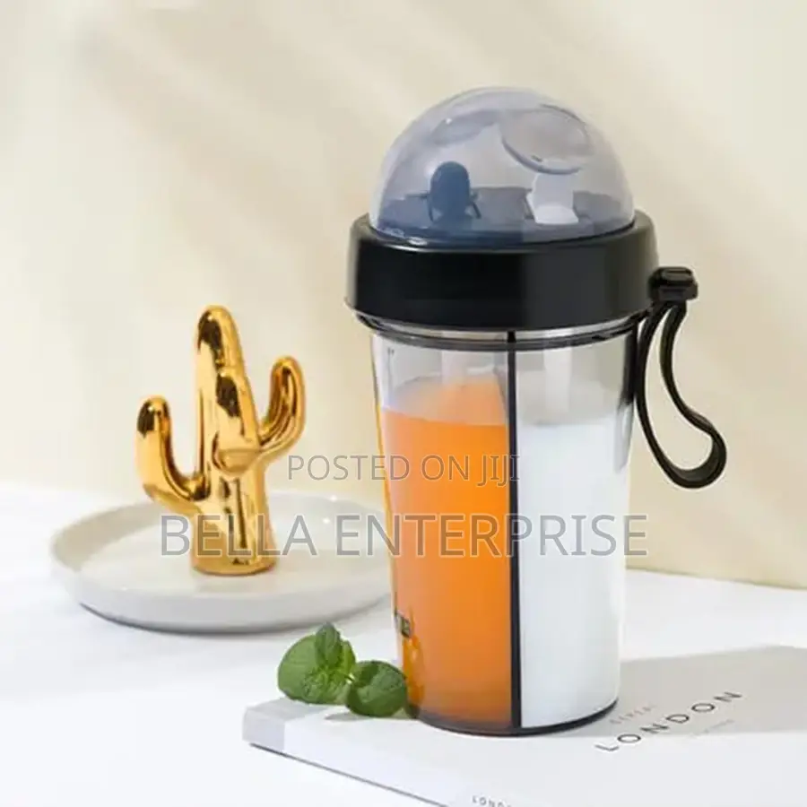 Partioned Water Bottle Partioned Comes With Double Straw 420ml