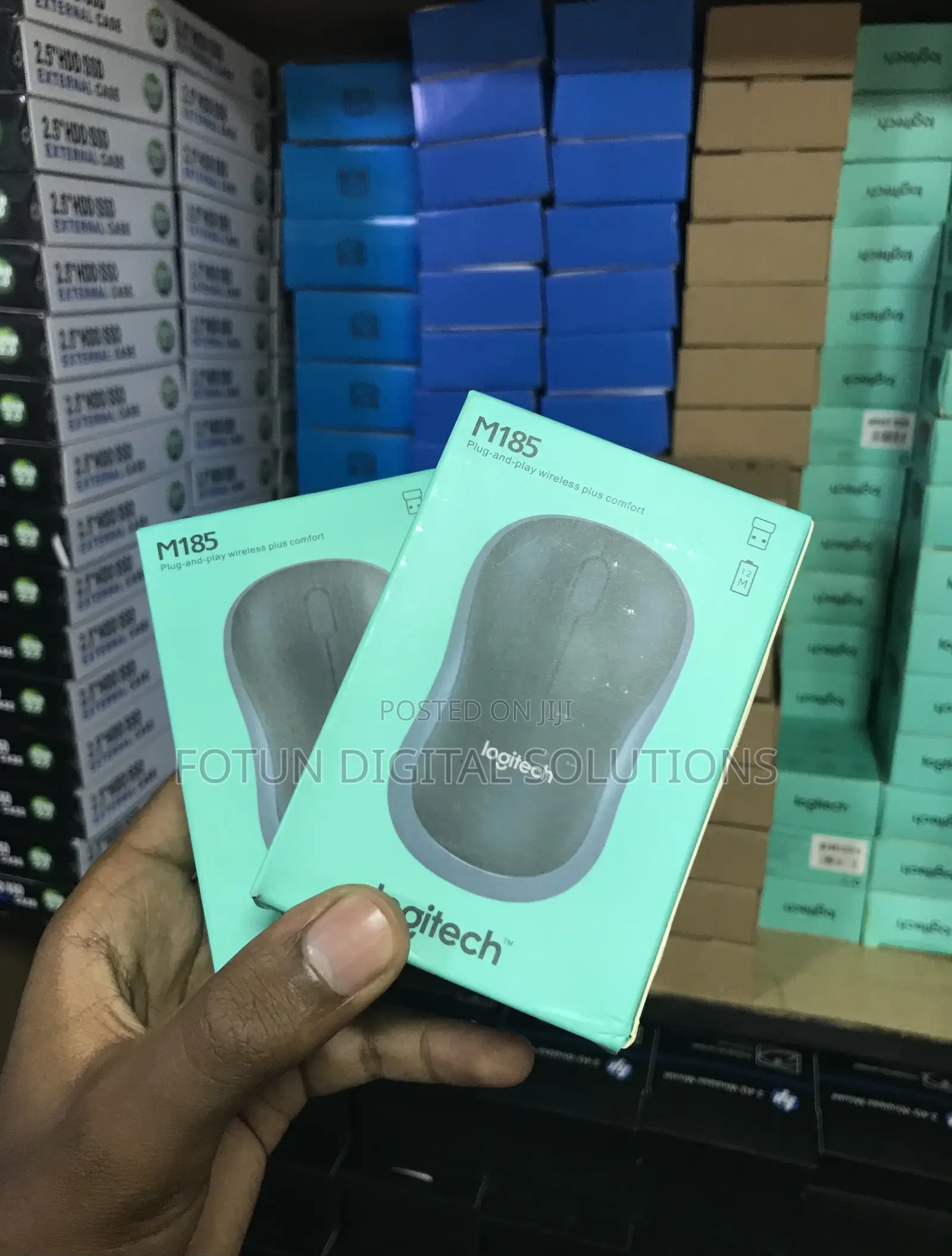 Logitech M185 Mouse With Unifying Receiver - Connect Multiple Devices