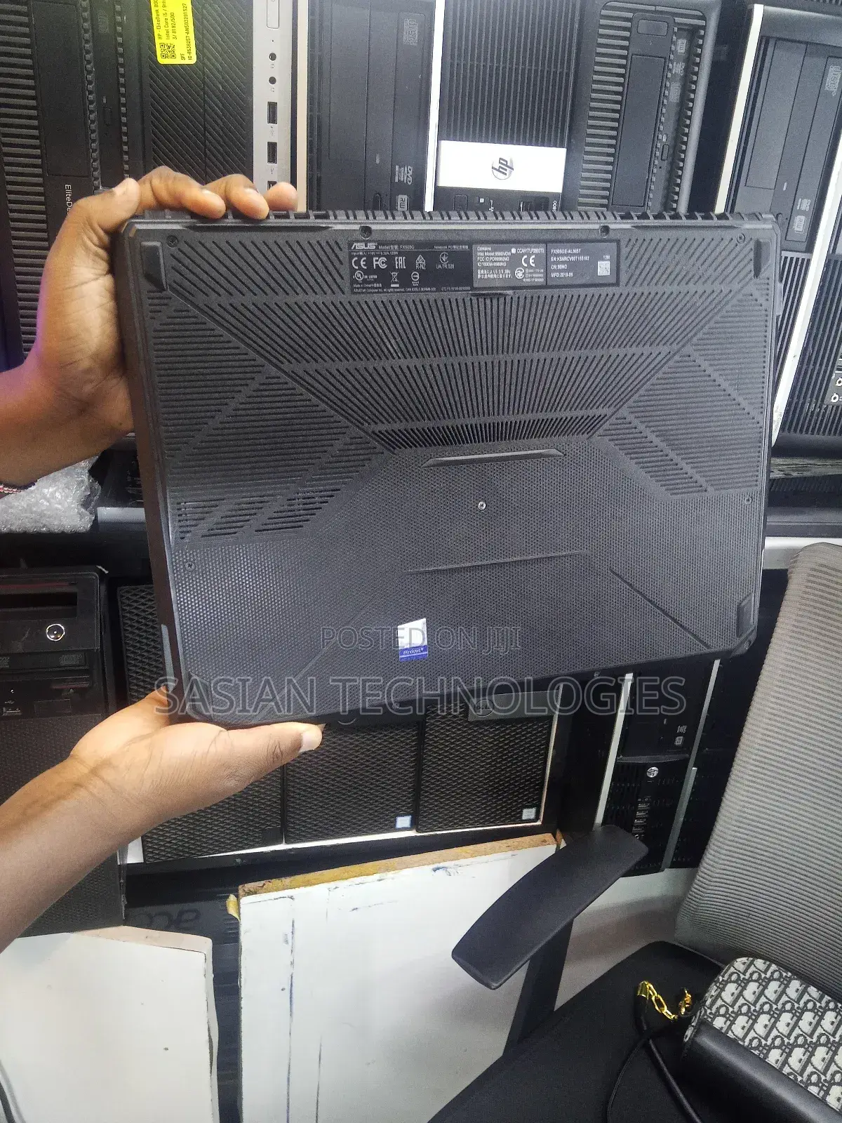 Laptop Asus TUF Gaming FX504 16GB Intel Core I7 HDD+SSD 1T