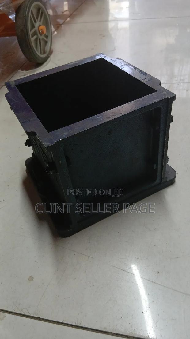 Concrete Sample Mould - thumbnail 3
