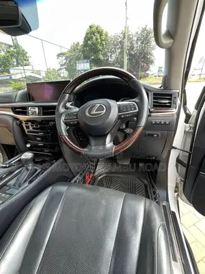Lexus LX 2017 Black