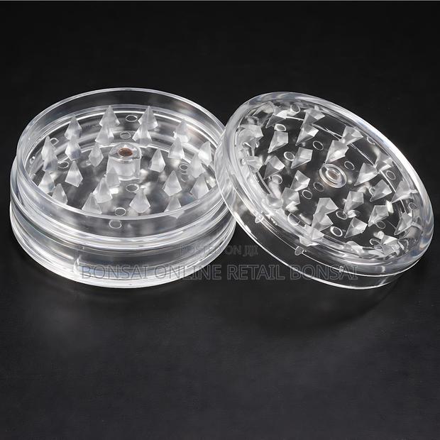 Plastic Herb Grinder Sharp Teeth Lightweight Manual Grinder
