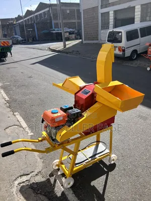 Chaff Chopping Machine / Chaff Cutter