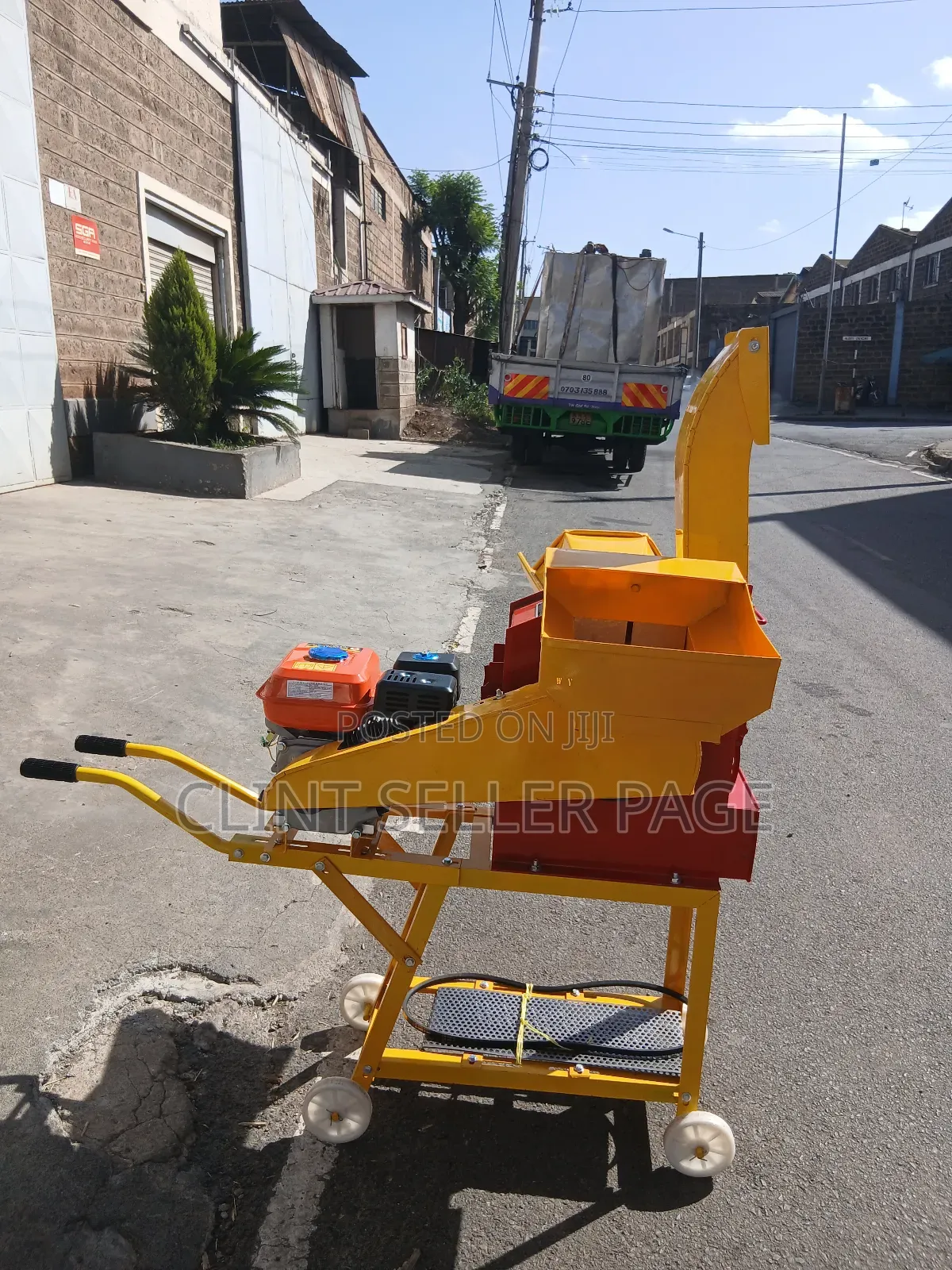 Chaff Chopping Machine / Chaff Cutter